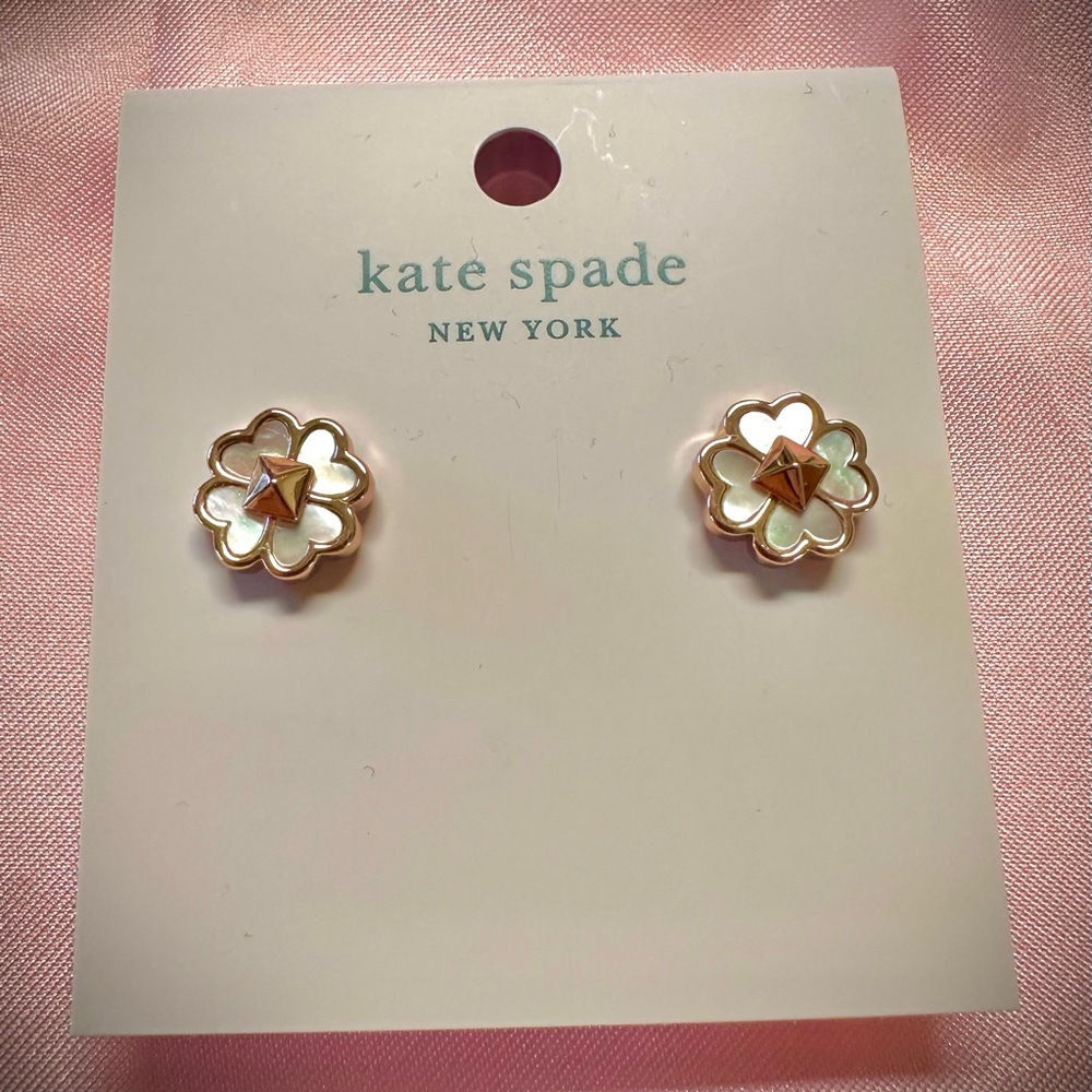 Kate Spade clover stud earrings - mother of pearl - rose gold and cream